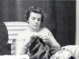 Vera knitting